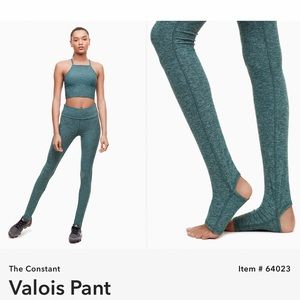 NWT Aritzia The Constant VALOIS PANT in Green Sz M